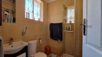 Main Bathroom - 5 square meters of property in Risidale