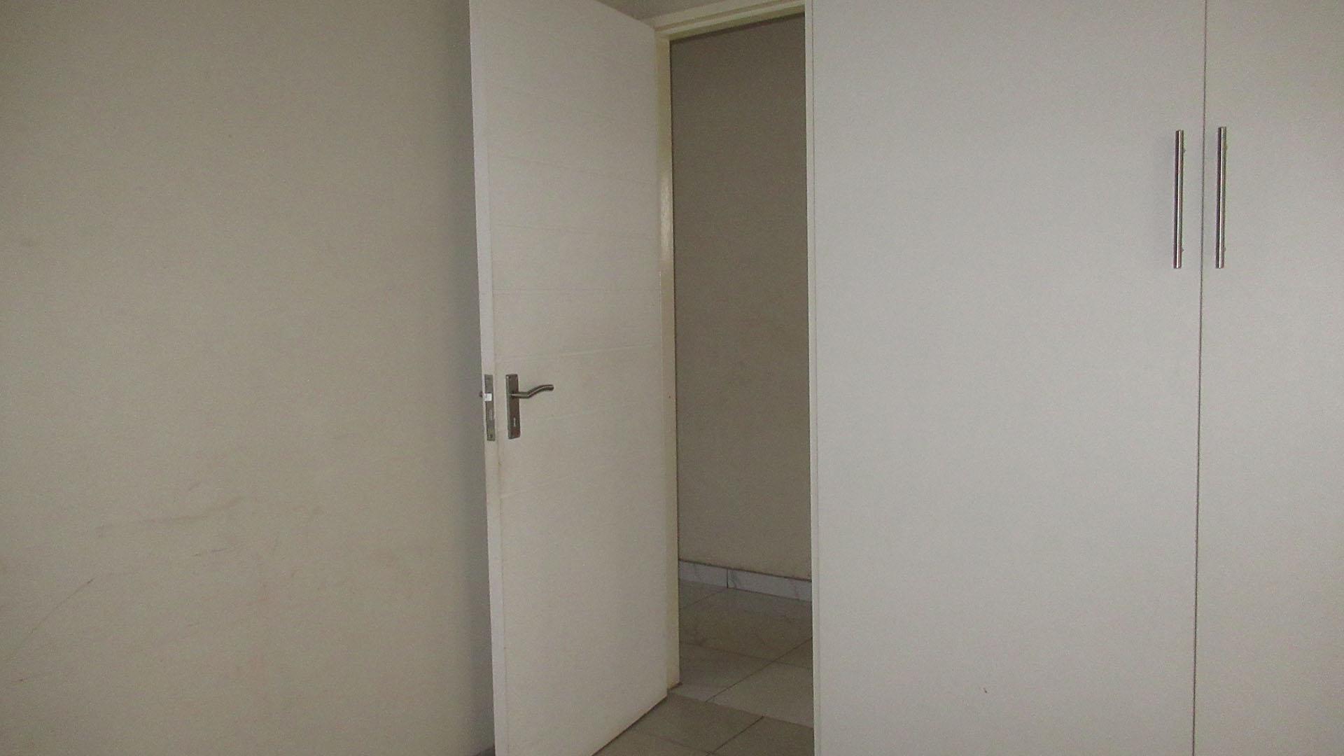Bed Room 1 - 7 square meters of property in South Hills