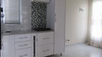 Kitchen - 8 square meters of property in South Hills