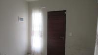 Lounges - 8 square meters of property in South Hills
