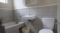 Bathroom 1 - 4 square meters of property in South Hills