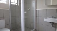 Main Bathroom - 4 square meters of property in South Hills
