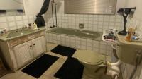 Bathroom 1 of property in Jim Fouchepark