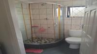 Bathroom 1 of property in Redfern