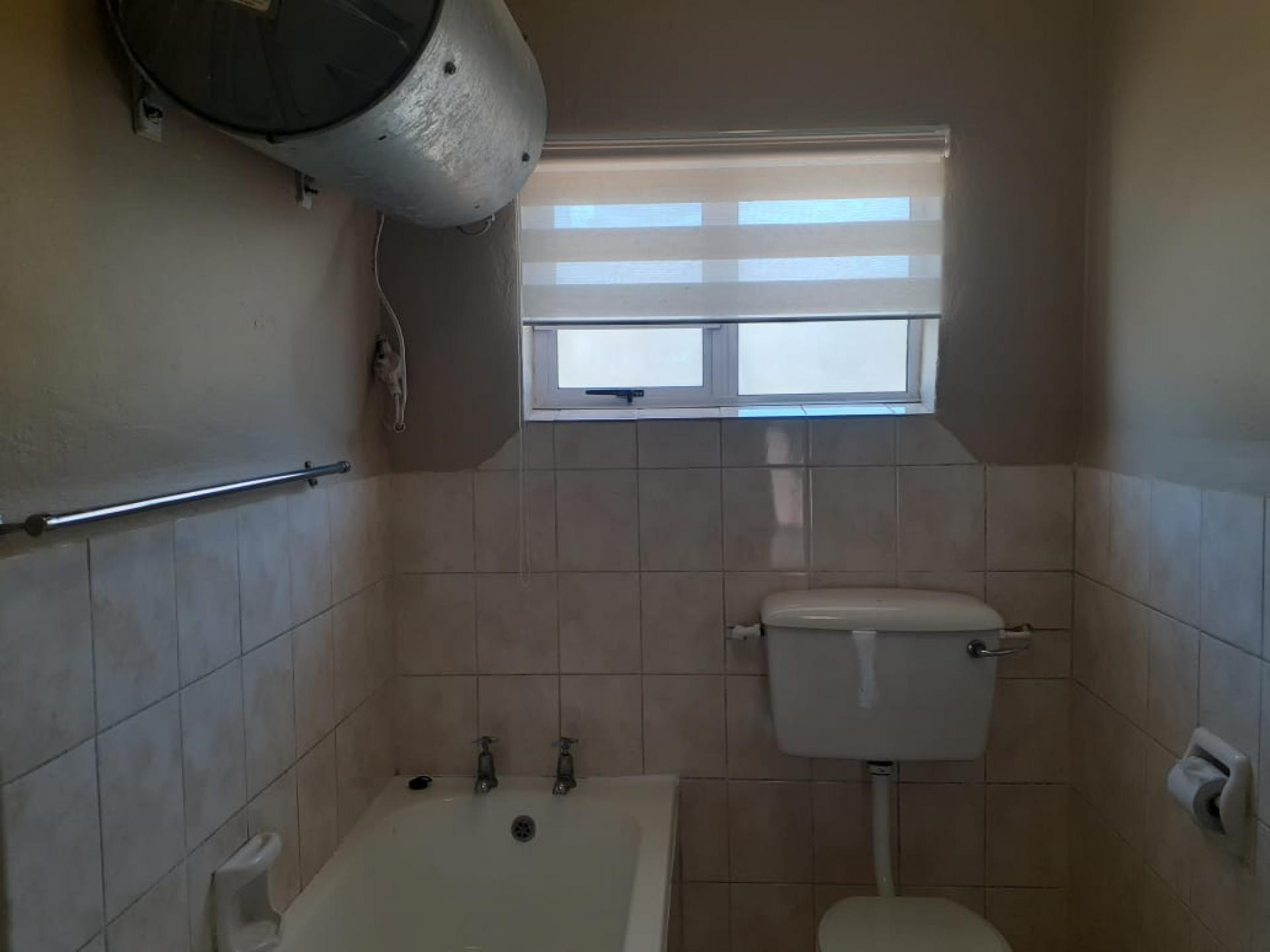  of property in Sydenham - PE