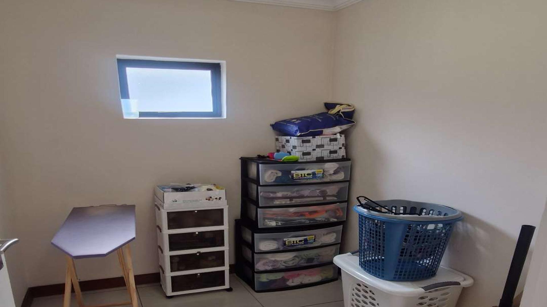 Bed Room 3 of property in Northcliff