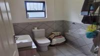 Bathroom 2 of property in Northcliff