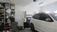Garage - 42 square meters of property in Northcliff
