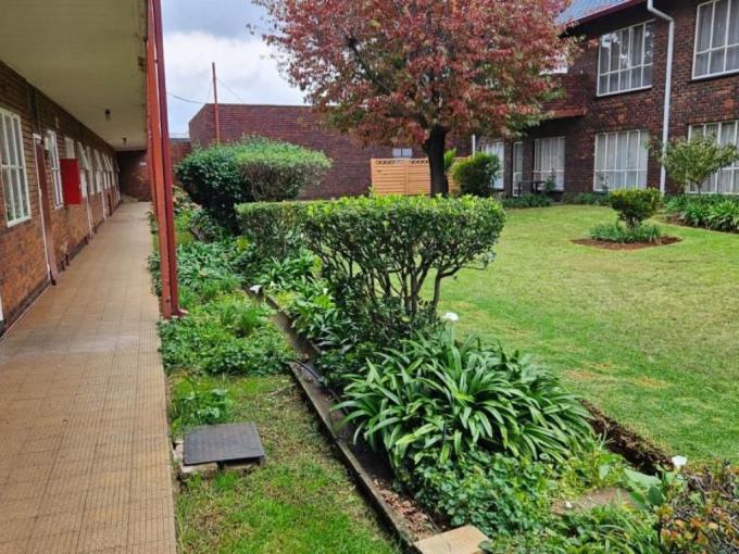 2 Bedroom Apartment for Sale For Sale in Horison View - MR713357