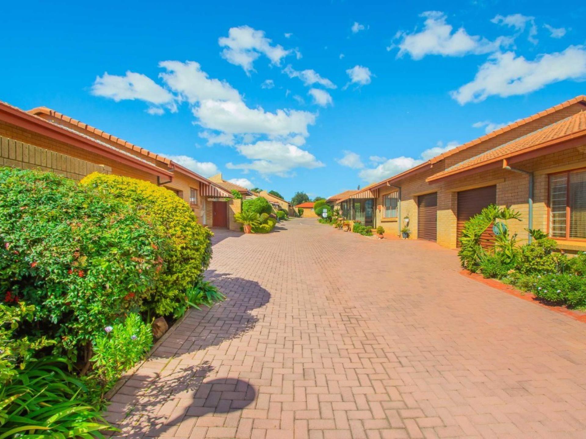 of property in Wilropark