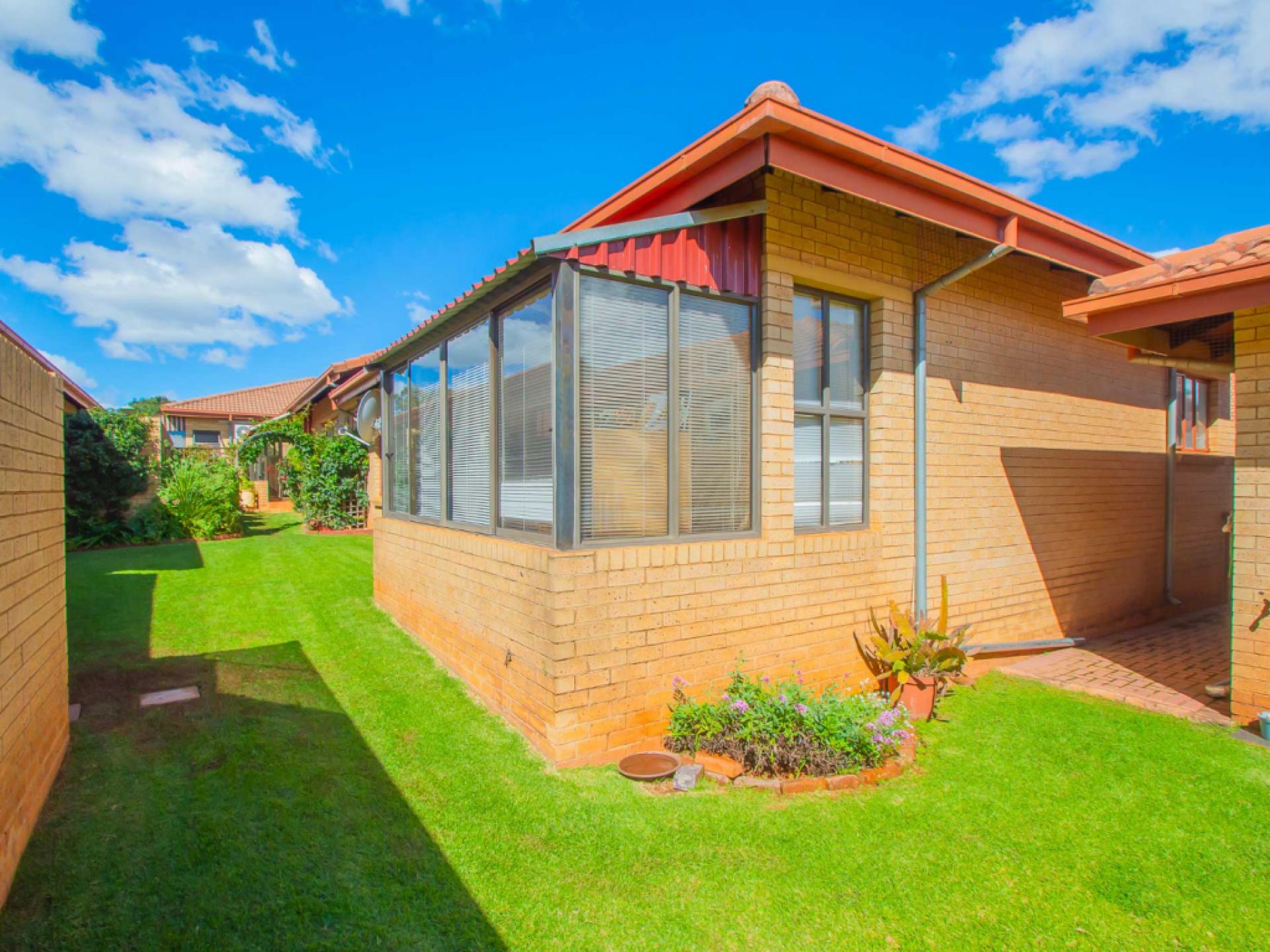  of property in Wilropark