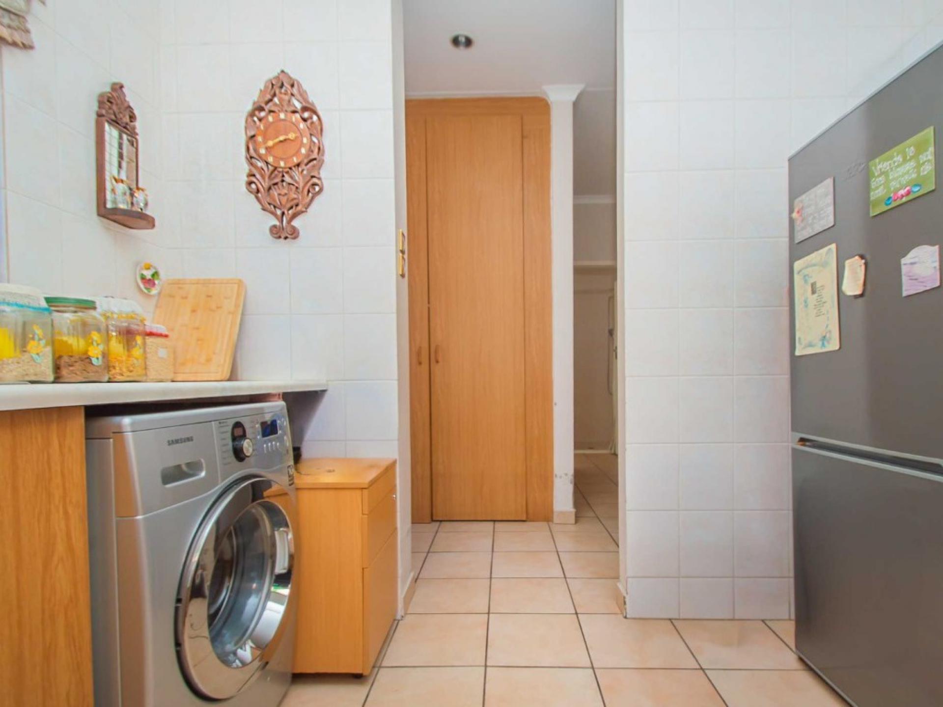  of property in Wilropark