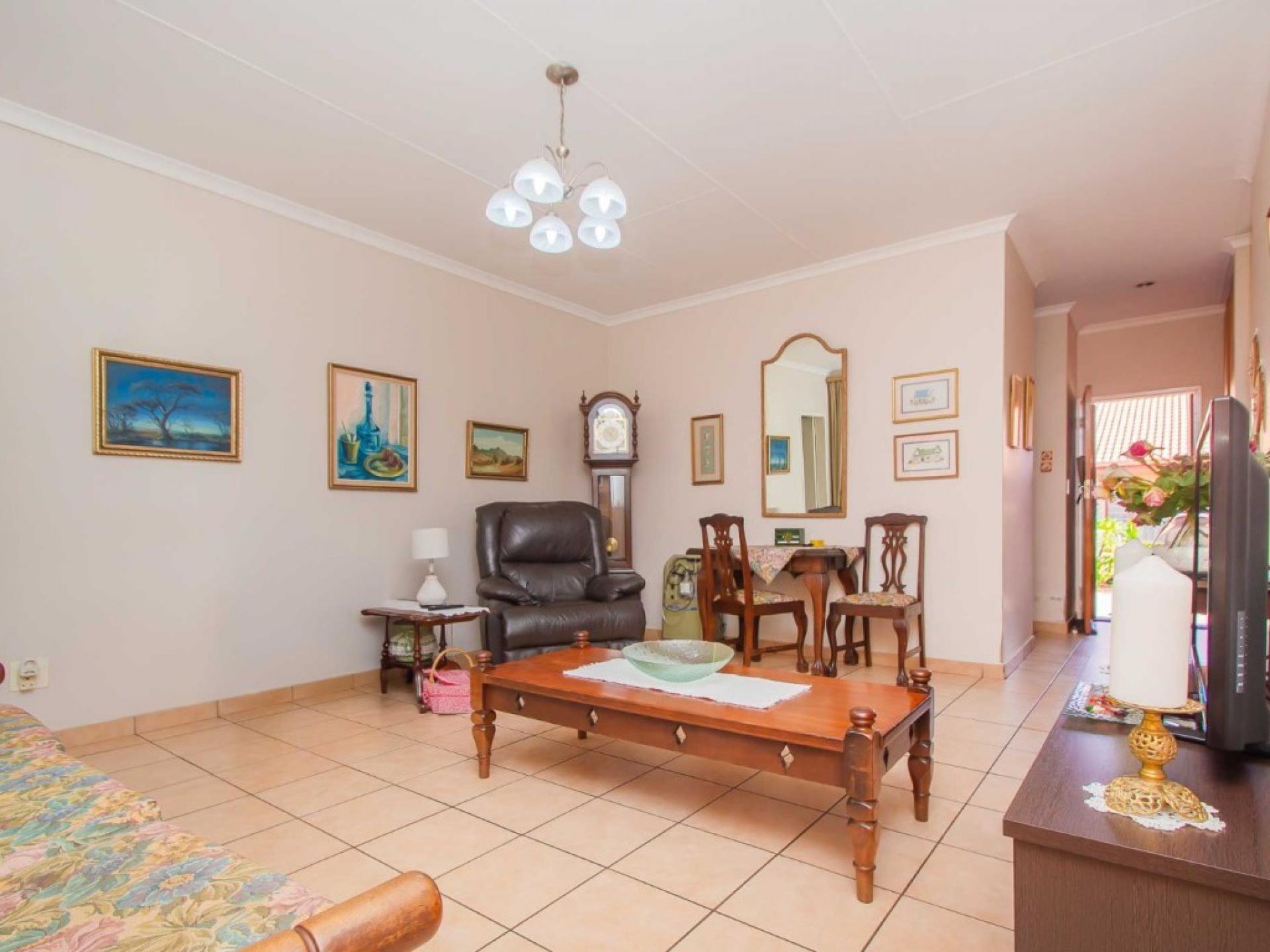  of property in Wilropark