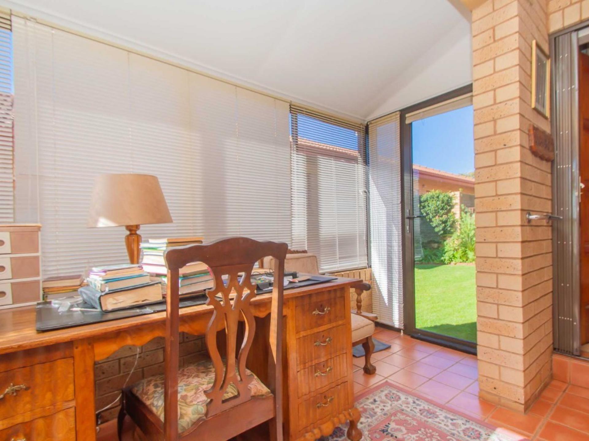  of property in Wilropark