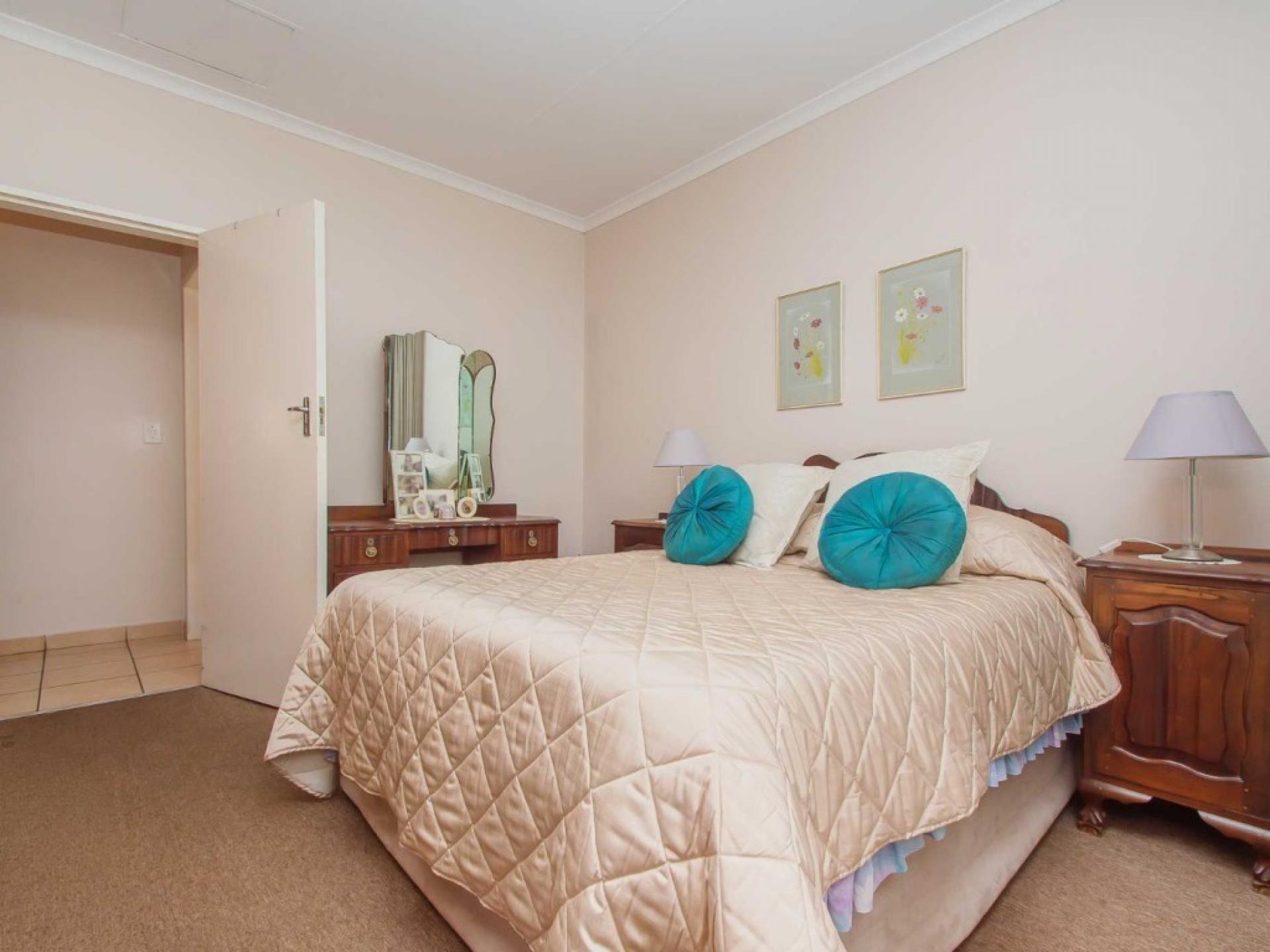  of property in Wilropark