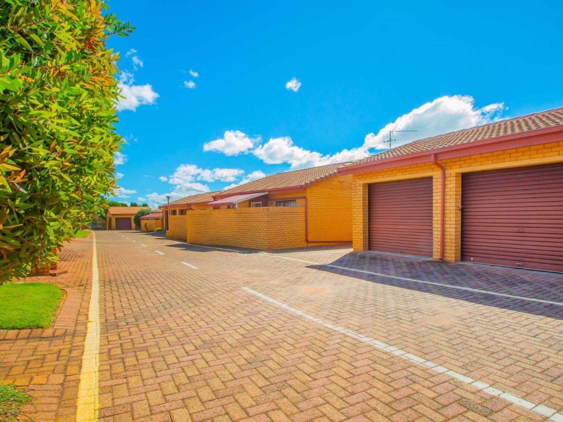  of property in Wilropark