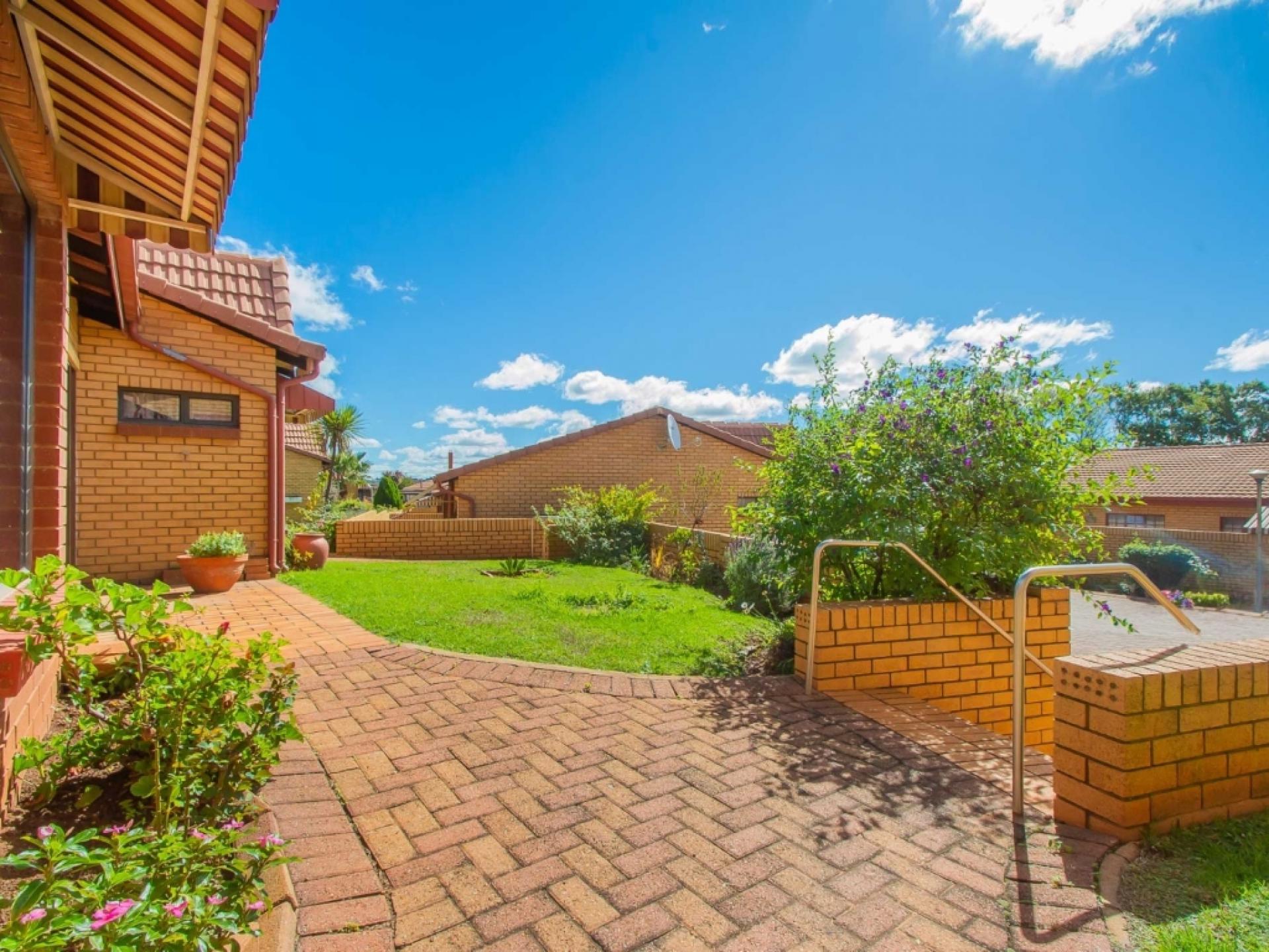  of property in Wilropark