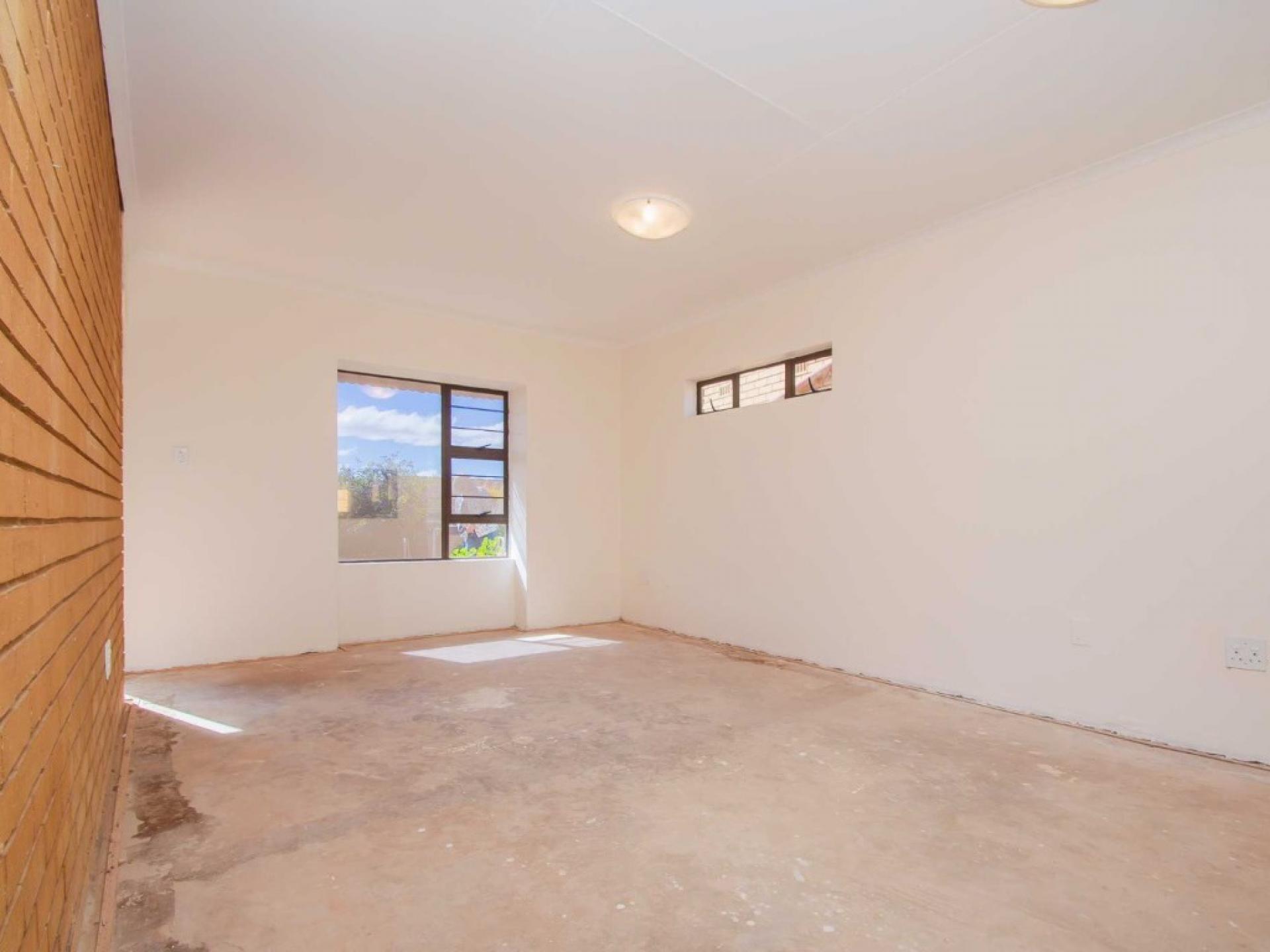  of property in Wilropark