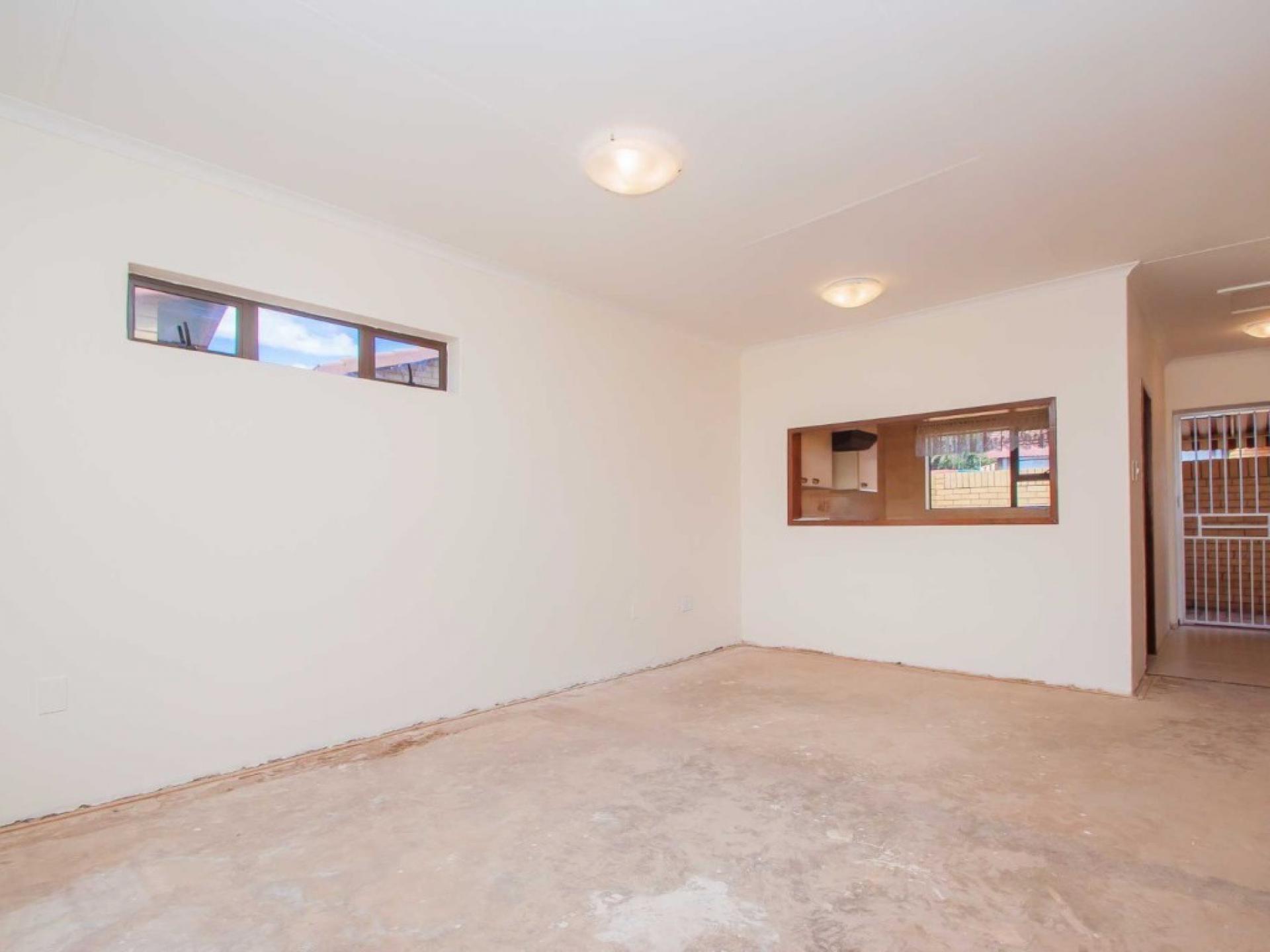  of property in Wilropark