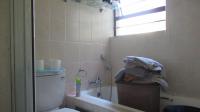 Bathroom 1 - 6 square meters of property in Kengies