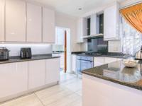  of property in Glenvista