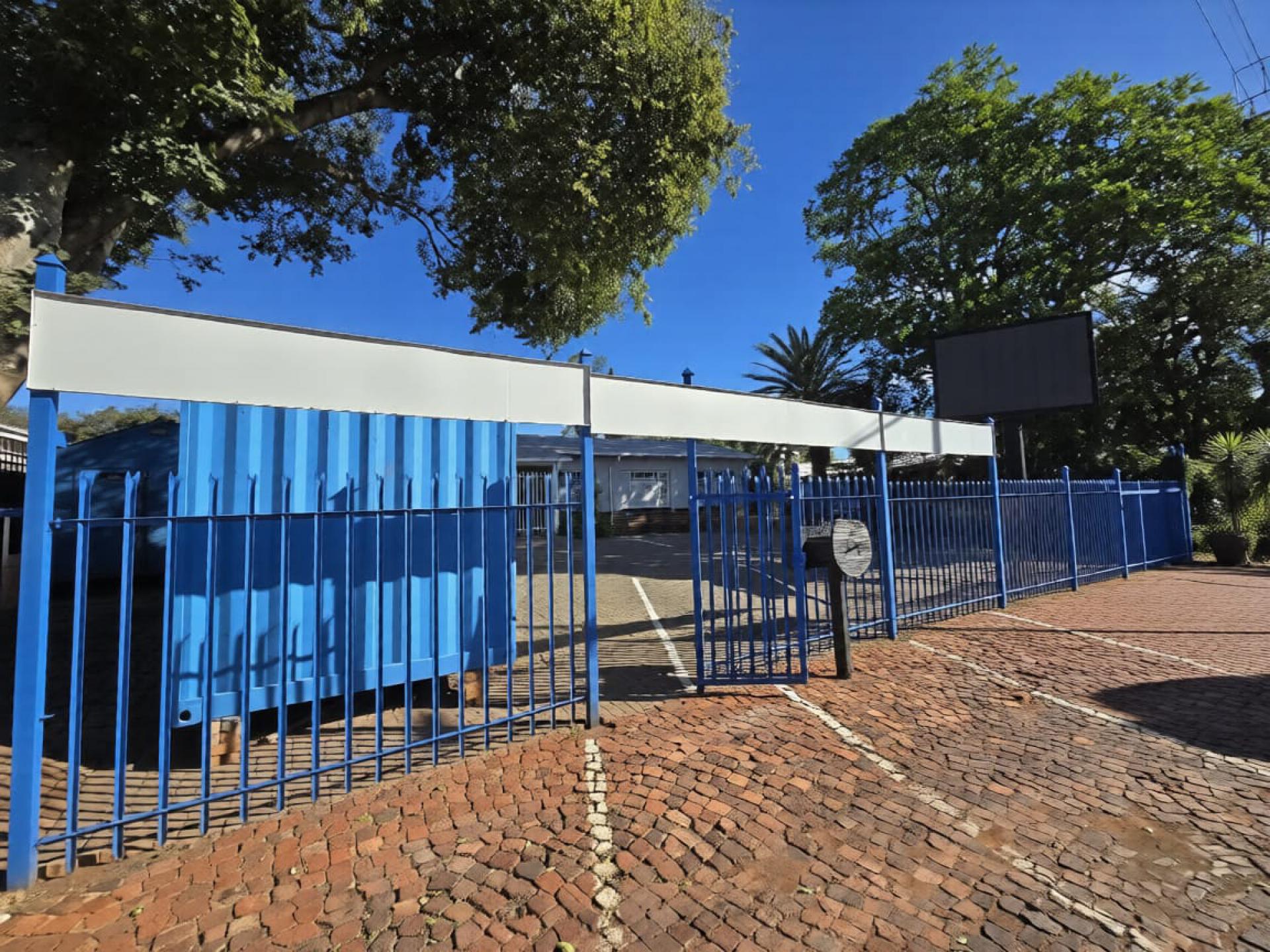  of property in Sinoville