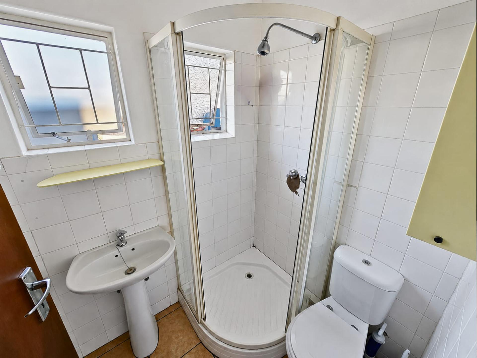  of property in Sinoville