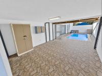  of property in Sinoville