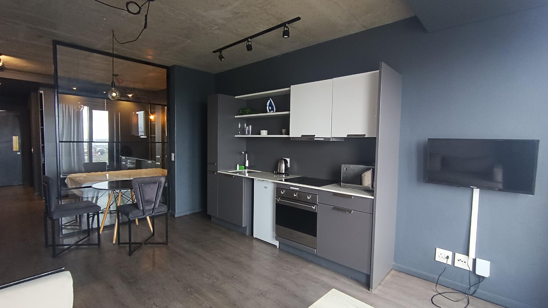 Kitchen - 4 square meters of property in Woodstock