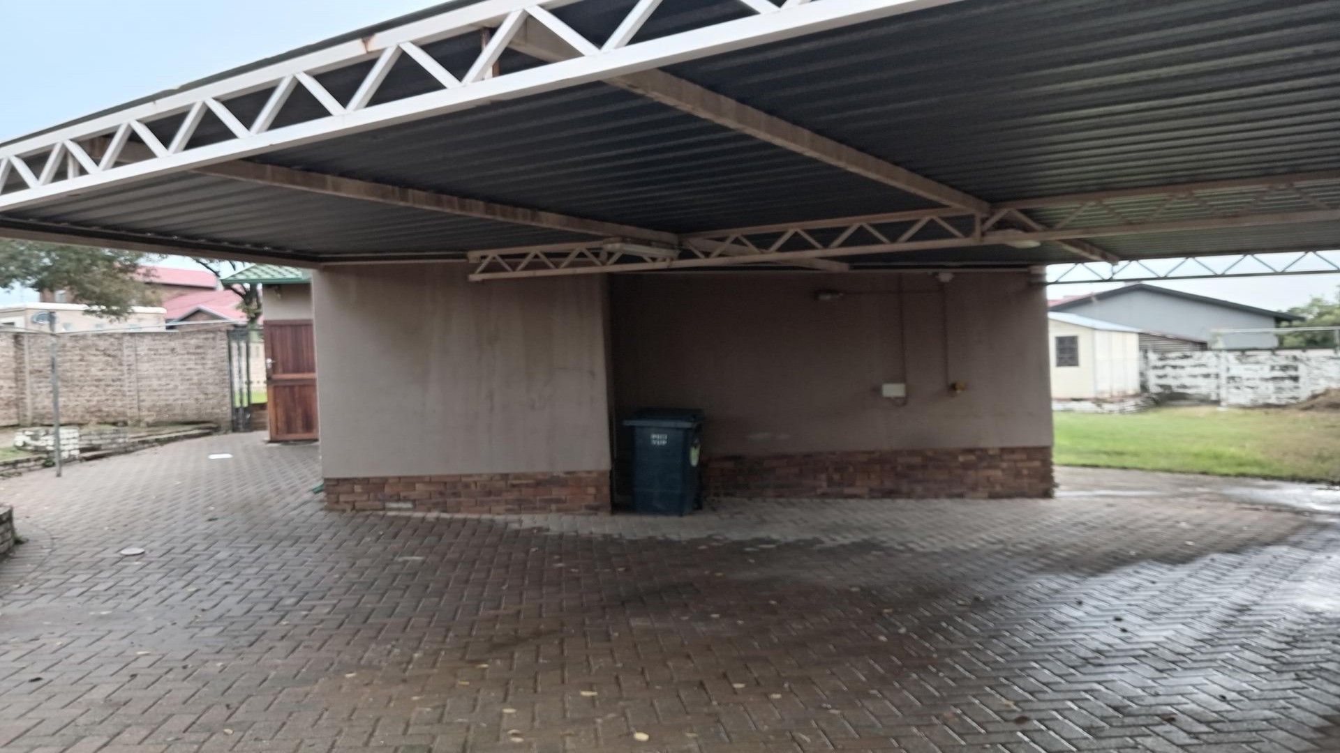 Carport  of property in Elandspark