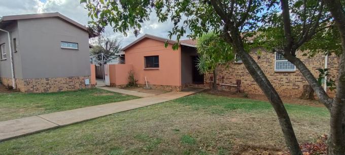 3 Bedroom House for Sale For Sale in Fochville - MR713520