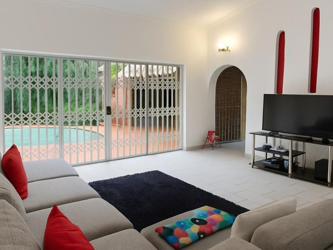 3 Bedroom House for Sale For Sale in Amanzimtoti  - MR713581