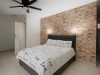  of property in Amanzimtoti 