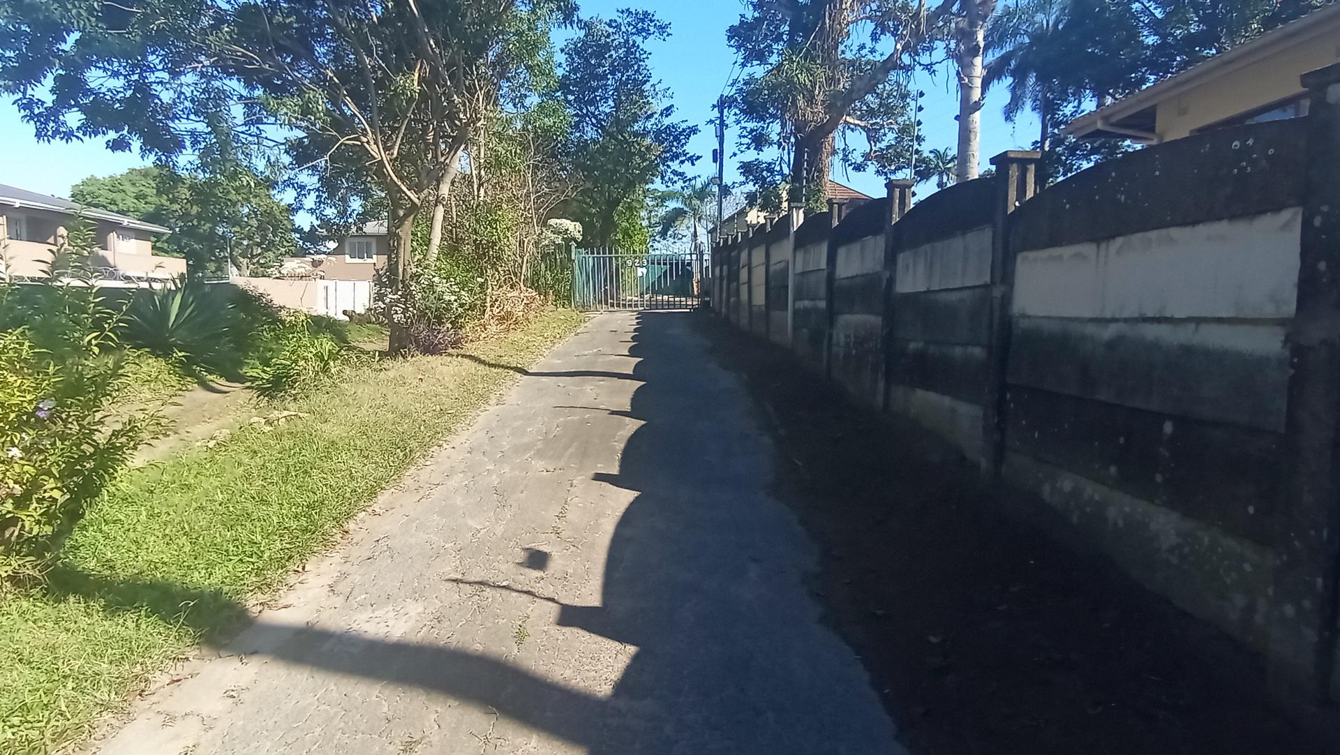 Front View of property in Queensburgh