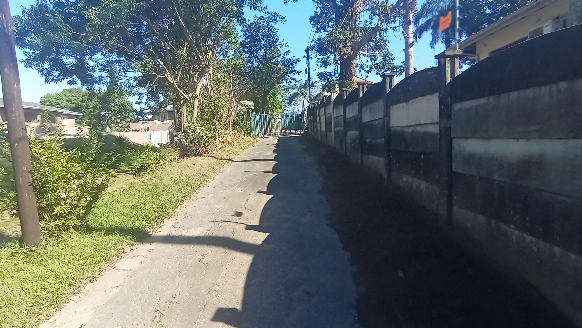 Front View of property in Queensburgh