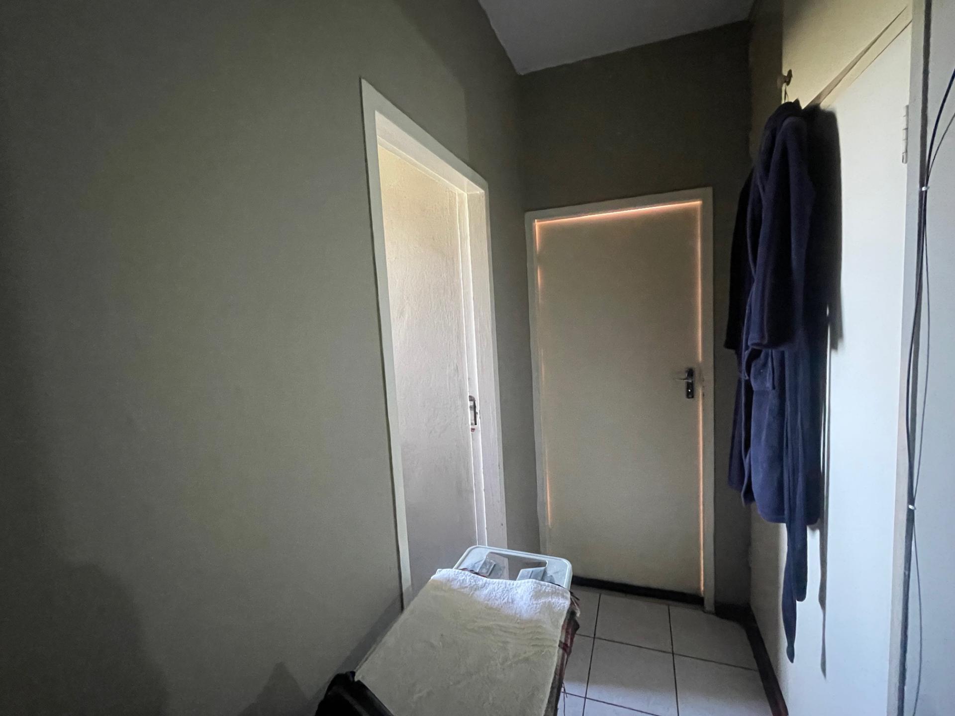  of property in Sunnyside