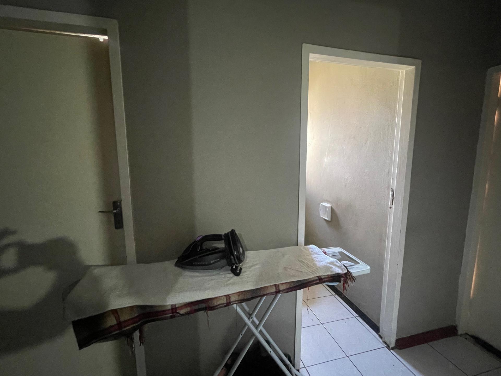  of property in Sunnyside