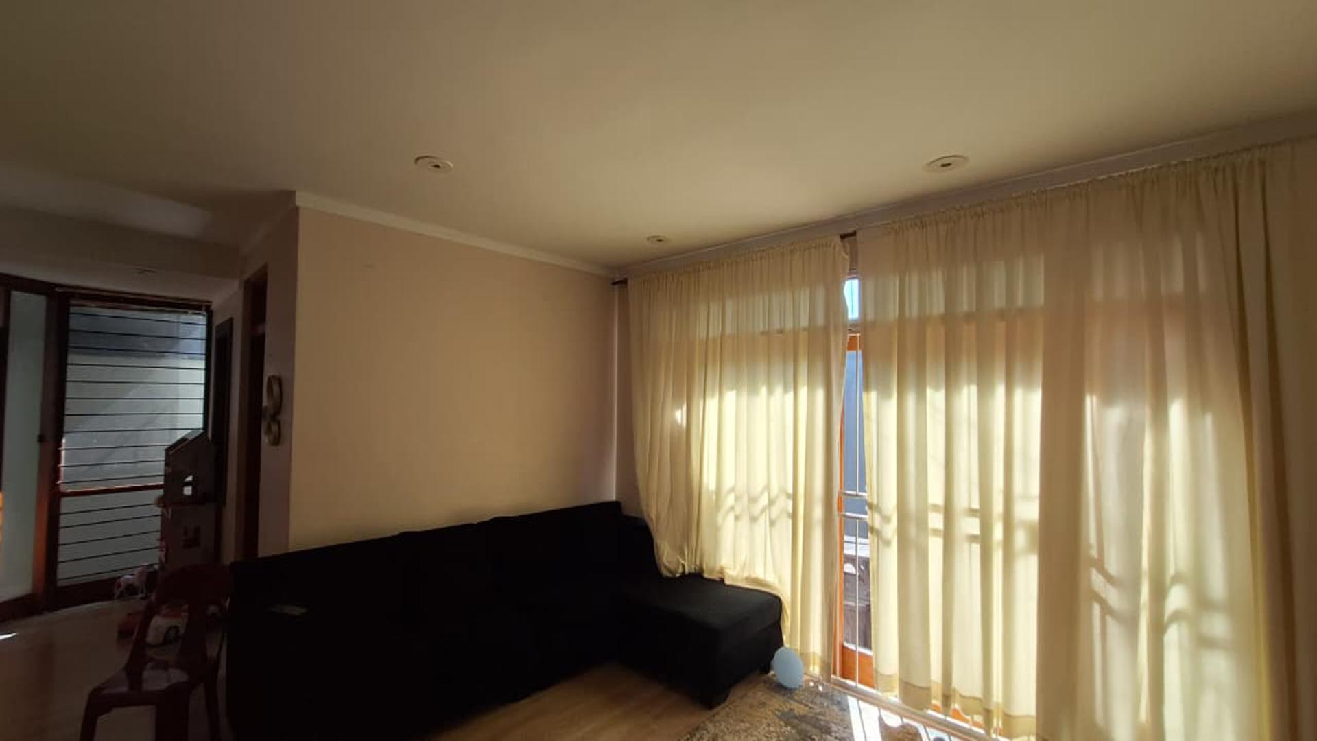 Lounges - 32 square meters of property in Sydenham - JHB