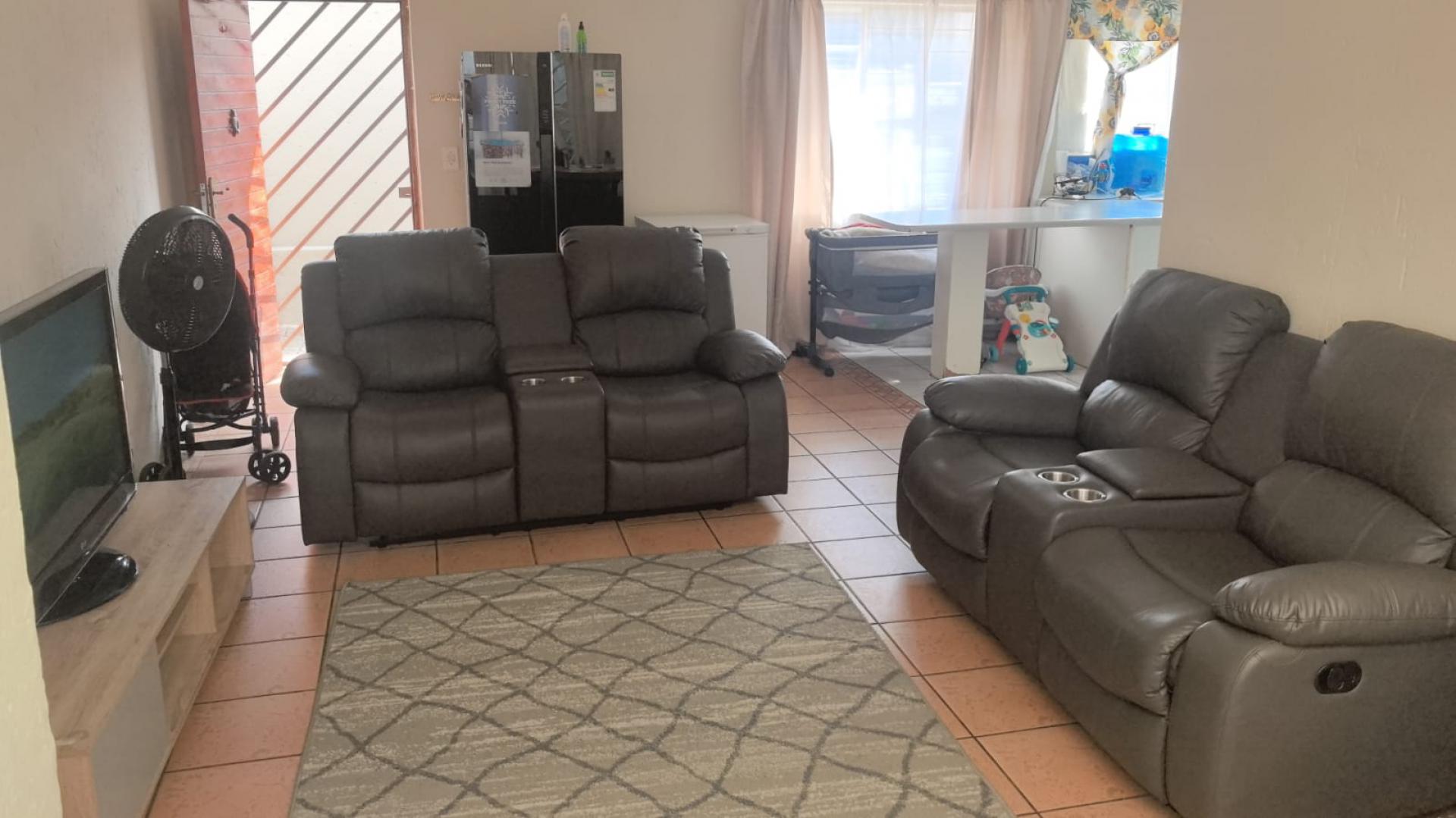  of property in Radiokop