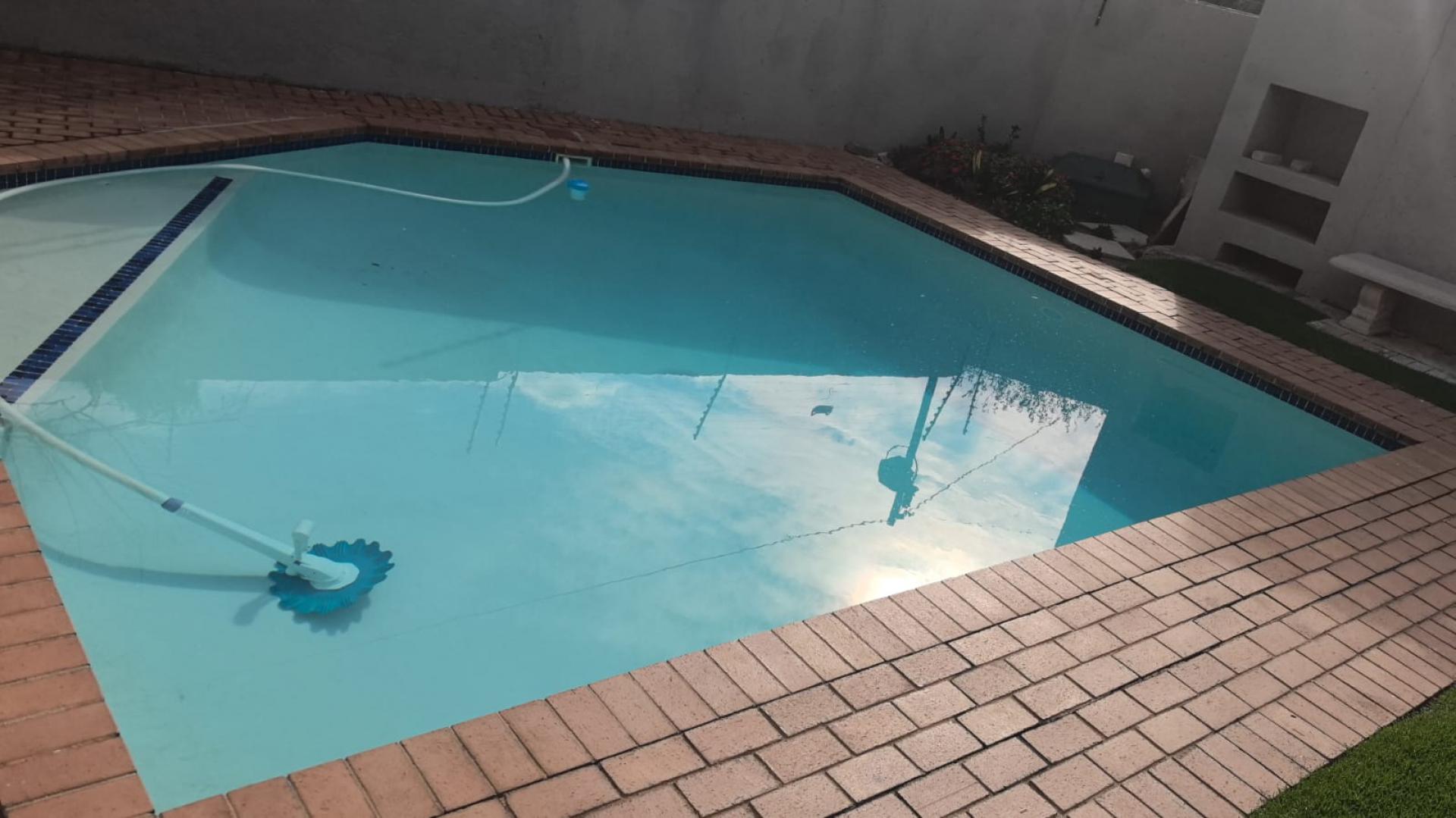  of property in Radiokop