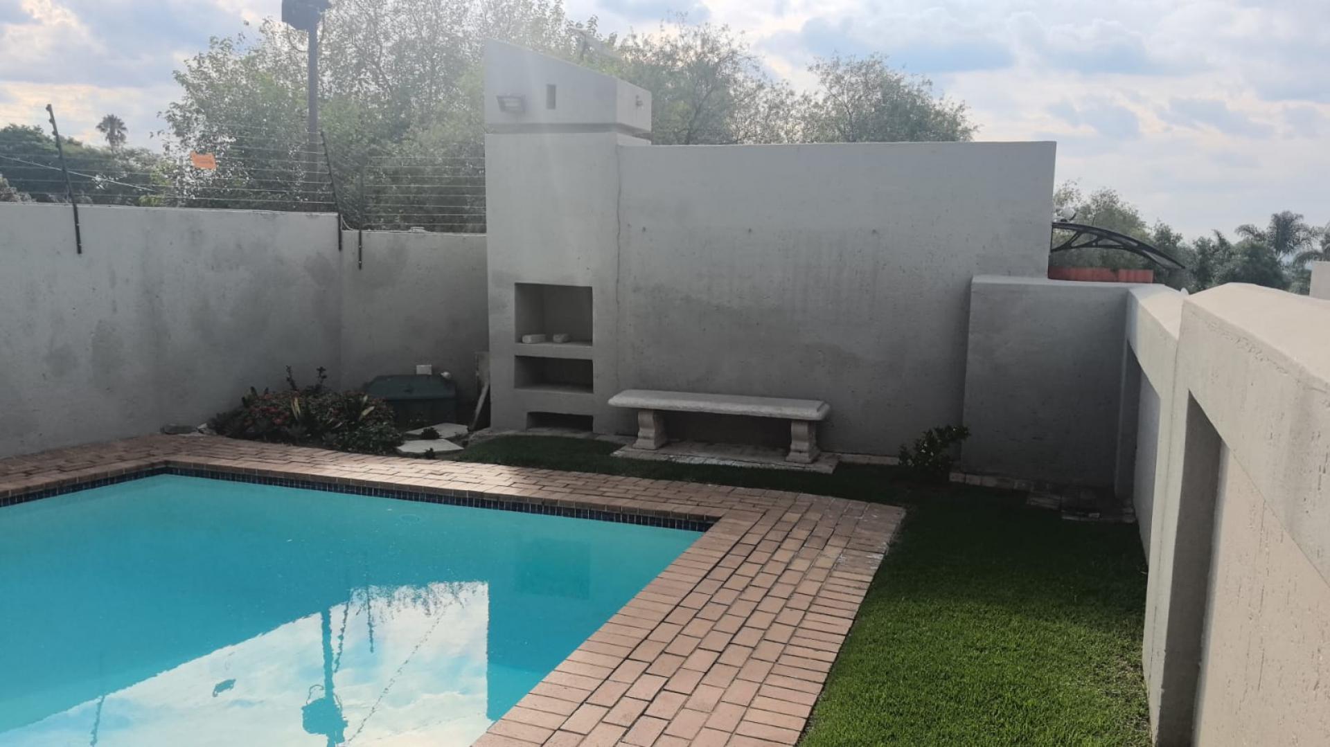  of property in Radiokop