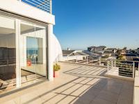  of property in Bloubergstrand