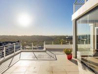  of property in Bloubergstrand