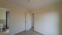 Main Bedroom - 12 square meters of property in Riversdale
