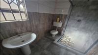 Bathroom 2 of property in Rietvallei
