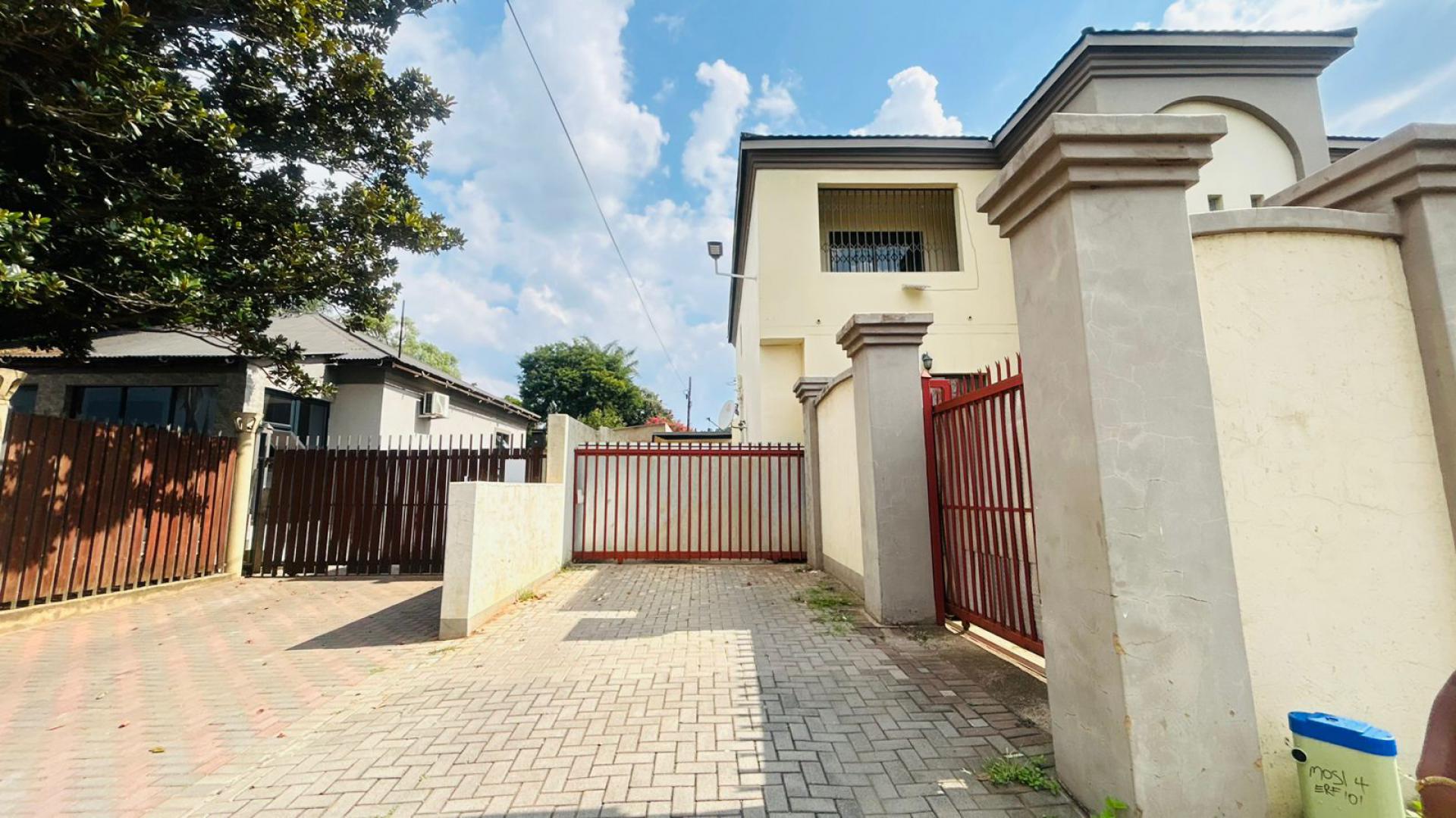  of property in Capital Park