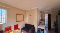 Lounges - 13 square meters of property in Palm Ridge