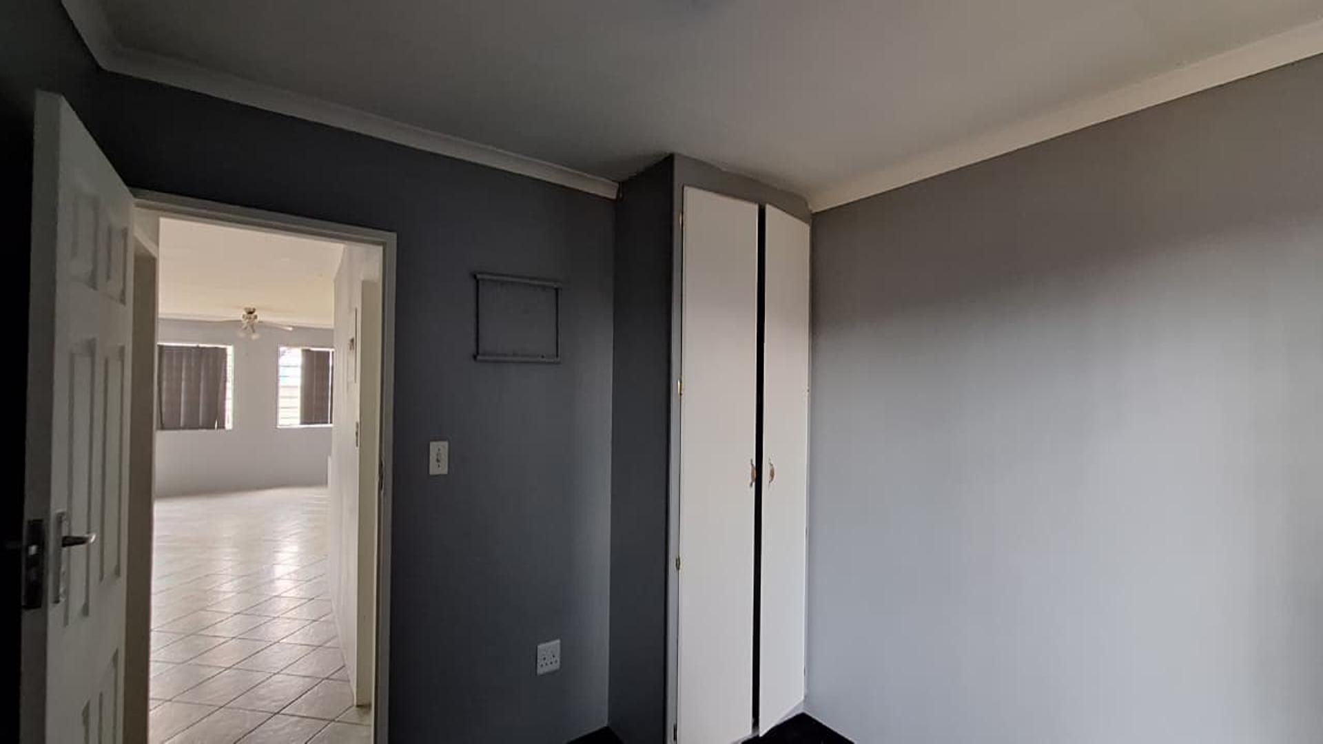 Bed Room 2 - 10 square meters of property in Brakpan