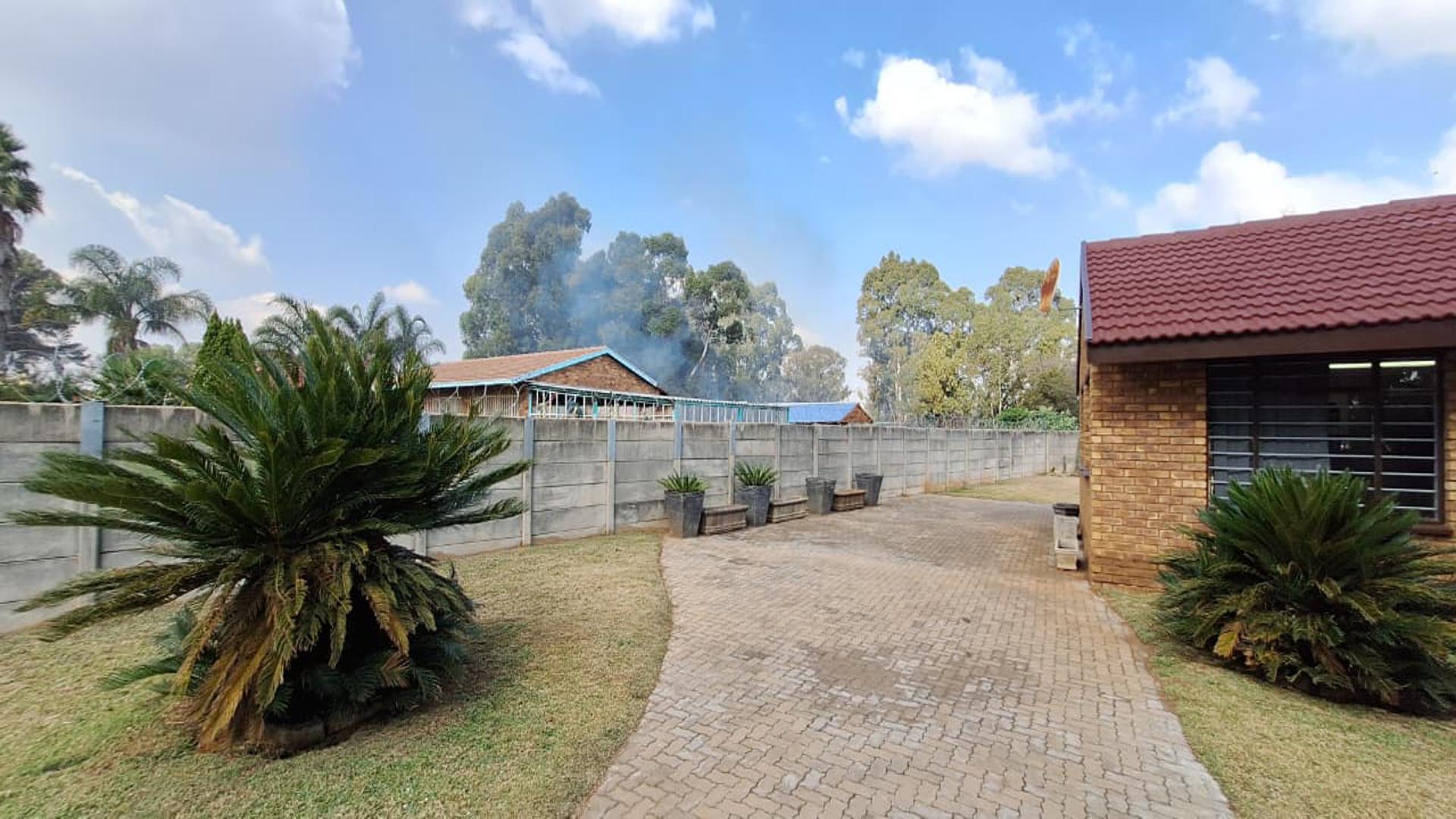 Front View of property in Brakpan