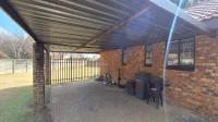 Patio - 26 square meters of property in Brakpan